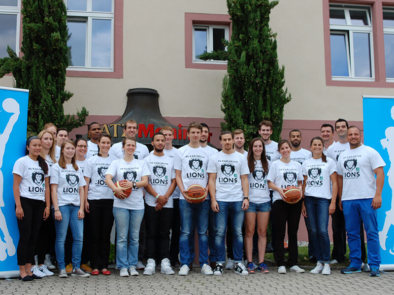 Damen und Herren der LIONS in der Saison 2015/16