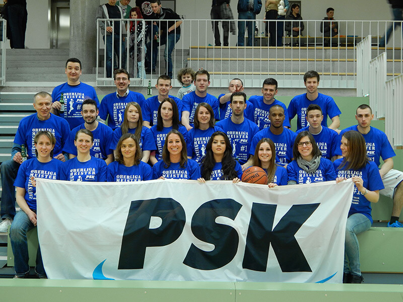 Fanclub beim Aufstieg in der Saison 2013/14