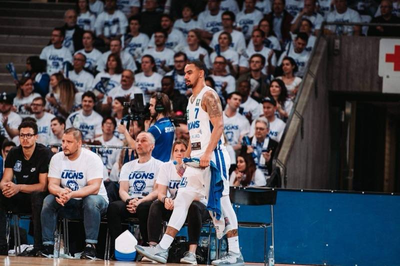 LIONS BEENDEN KÄMPFERISCH DIE SAISON