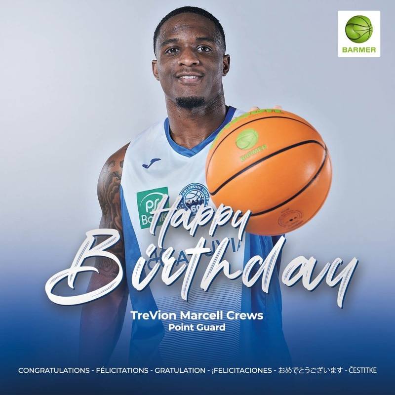 TREVION CREWS FEIERT GEBURTSTAG