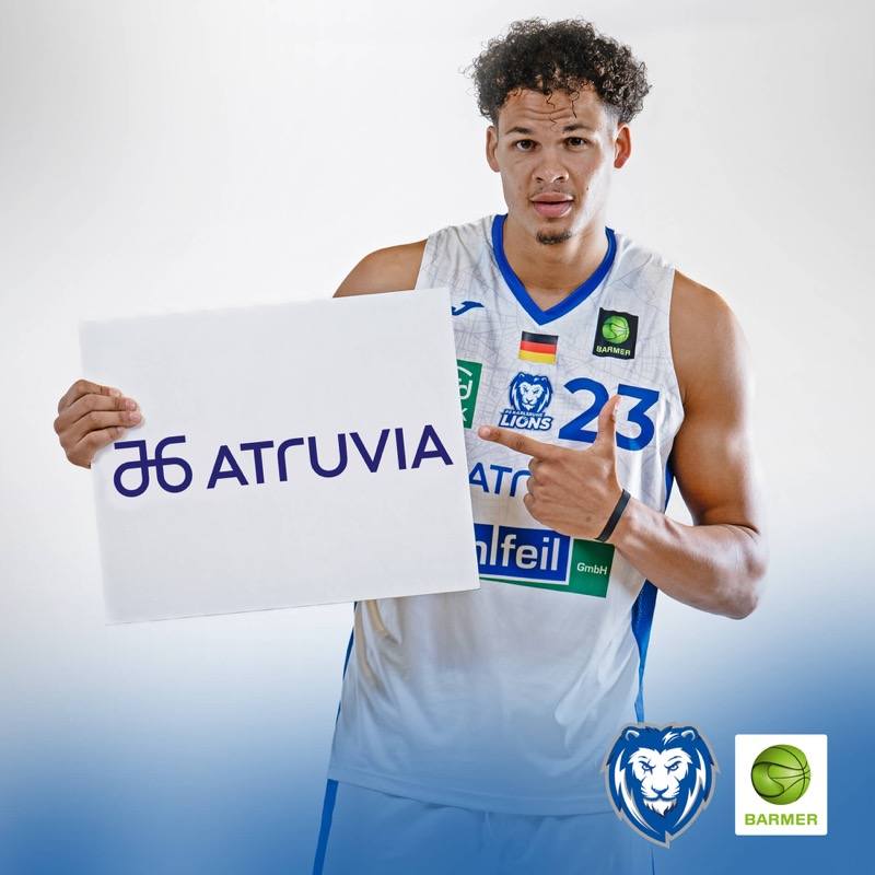 Regional verwurzelter Premium-Sponsor – Atruvia setzt Engagement bei den LIONS fort